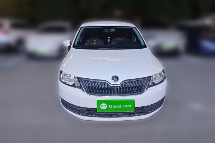 Used Skoda Rapid Spaceback 2016 Revised Version 1.6L Automatic Front-Drive Edition Front