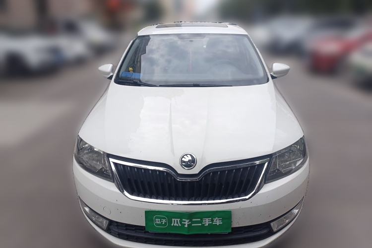 Used Skoda Rapid Spaceback 2016 Revised 1.6L Automatic Chuanxing Version Front