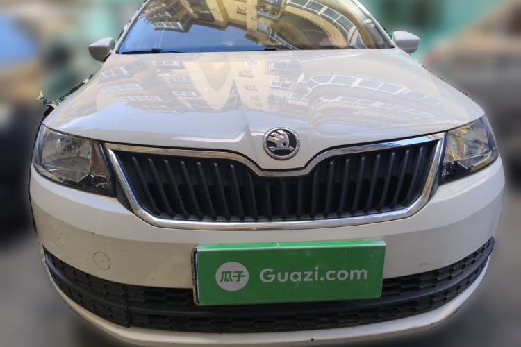 Used Skoda Rapid Spaceback 2016 1.6L Automatic Chuanxing Edition Front