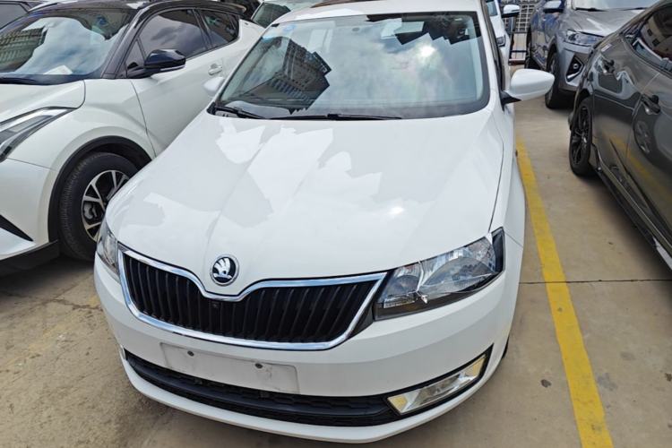 Used Skoda Rapid Spaceback 2016 Revised 1.6L Automatic Chuanxing Version Front