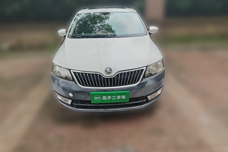 Used Skoda Rapid Spaceback 2016 Revised 1.6L Automatic Chuanxing Version Front