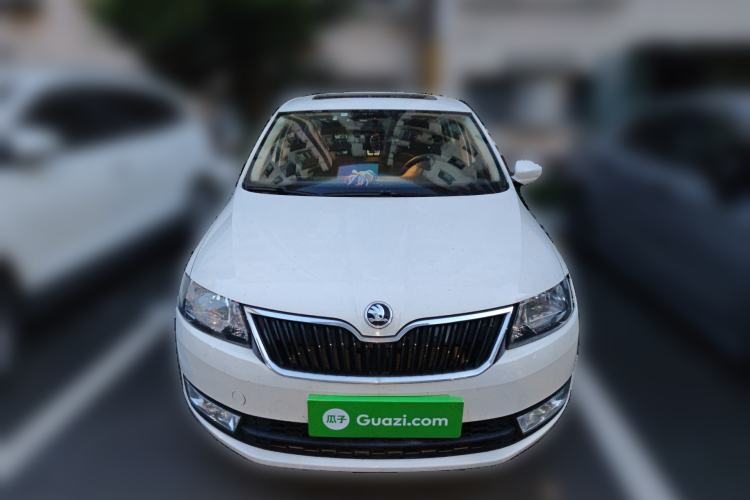 Used Skoda Rapid Spaceback 2016 1.6L Automatic Chuanxing Edition Front