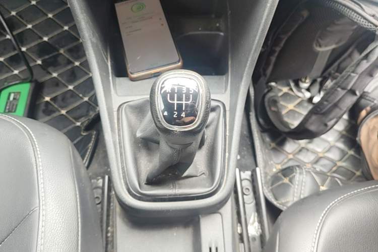 Used Skoda Rapid Spaceback 2016 Revised 1.6L Manual Chuanxing Edition Gear Lever