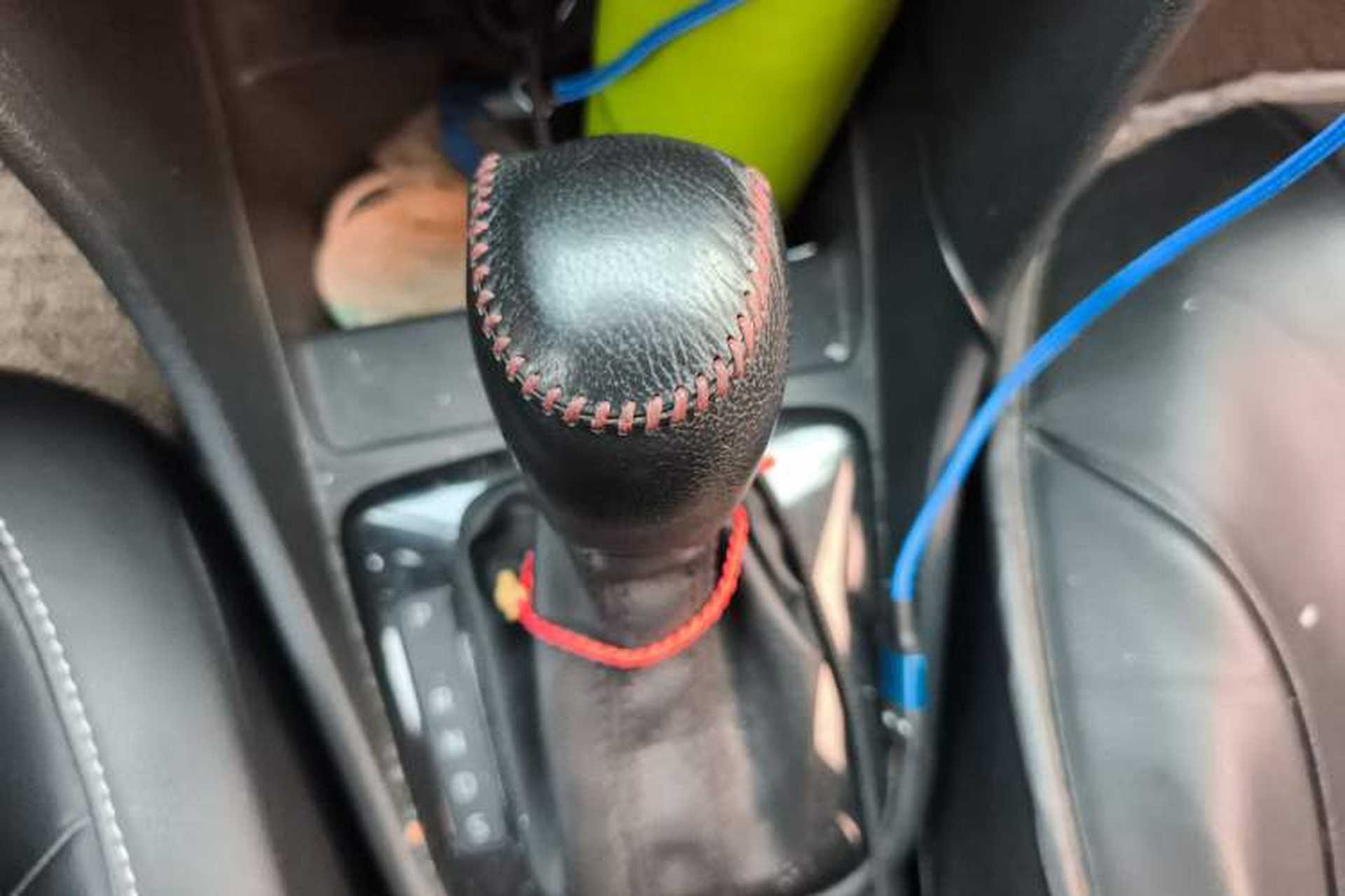 Used Skoda Rapid Spaceback 2016 Revised 1.6L Automatic Chuanxing Version Gear Lever
