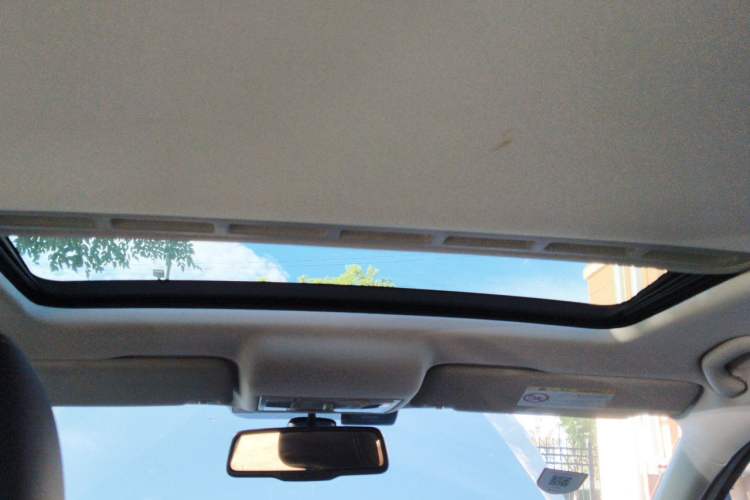Used Skoda Rapid Spaceback 2016 Revised 1.6L Automatic Chuanxing Version Headliner