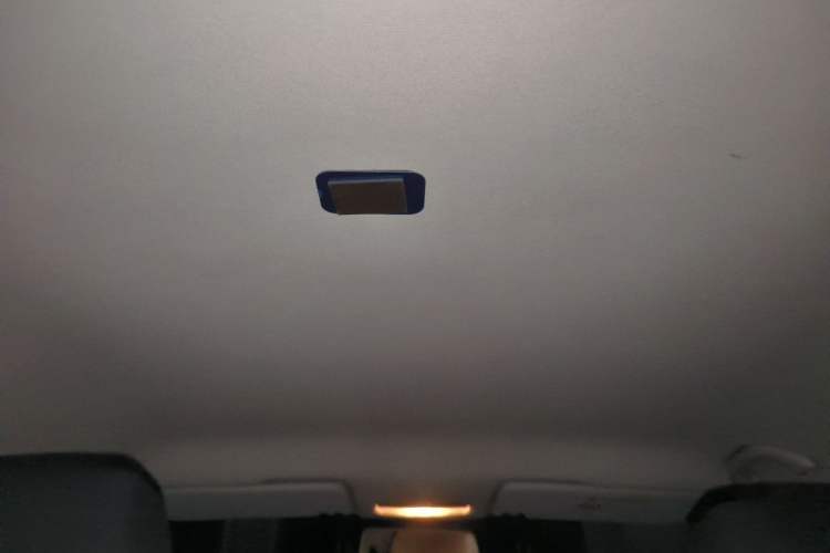 Used Skoda Rapid Spaceback 2016 1.6L Manual Front-Wheel-Drive Version Headliner