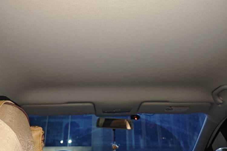 Used Skoda Rapid Spaceback 2016 Revised Version 1.6L Automatic Front-Drive Edition Headliner