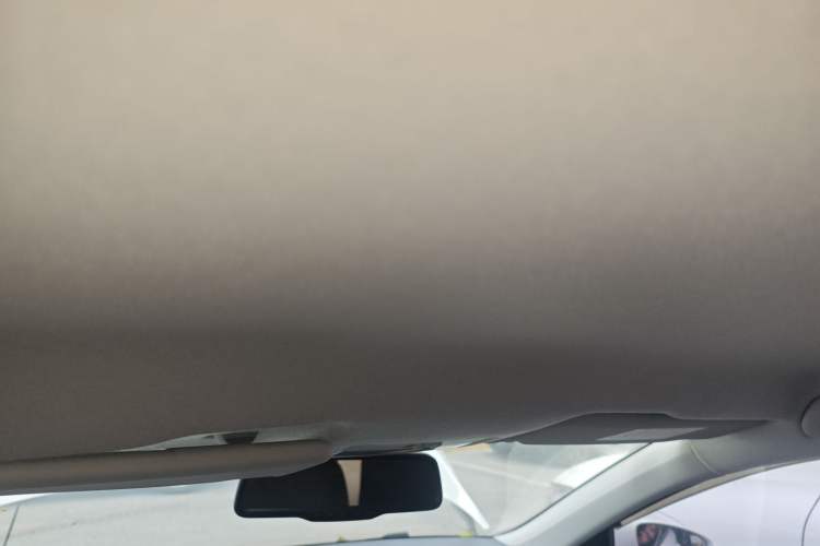 Used Skoda Rapid Spaceback 2016 Revised Version 1.6L Automatic Front-Drive Edition Headliner