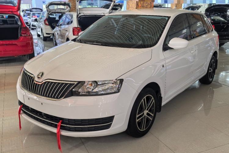 Used Skoda Rapid Spaceback 2016 Revised Version 1.4L Manual Front-Drive Edition Guazi used car, China used car export, Used car for sale, Used cars, Cheapest cars for sale