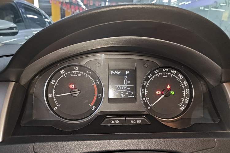 Used Skoda Rapid Spaceback 2016 Revised 1.6L Automatic Chuanxing Version Instrument Cluster