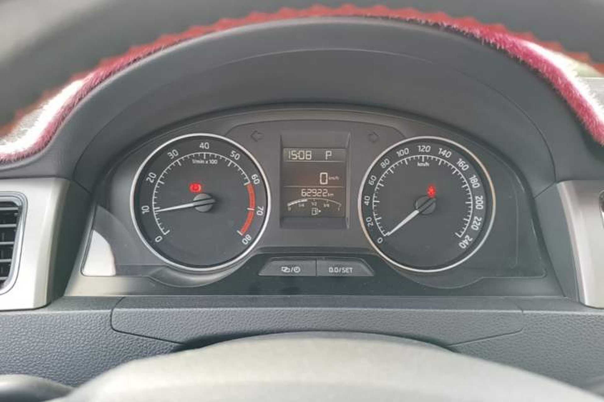 Used Skoda Rapid Spaceback 2016 Revised 1.6L Automatic Chuanxing Version Instrument Cluster