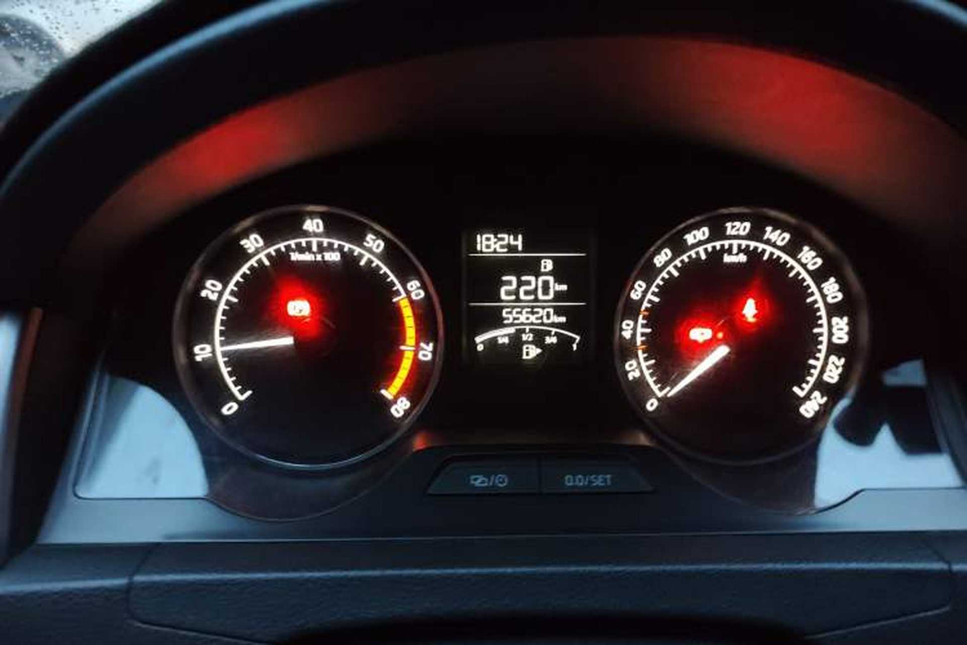 Used Skoda Rapid Spaceback 2016 Revised 1.6L Manual Chuanxing Edition Instrument Cluster