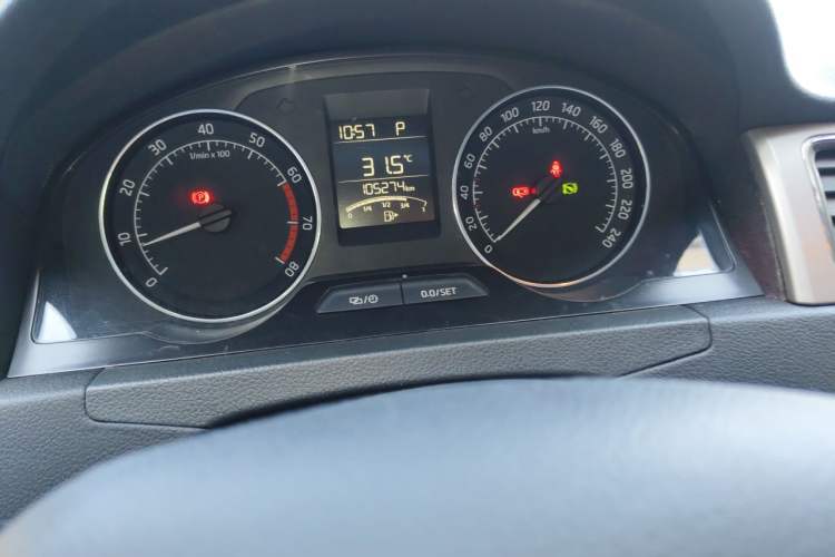 Used Skoda Rapid Spaceback 2016 Revised 1.6L Automatic Chuanxing Version Instrument Cluster