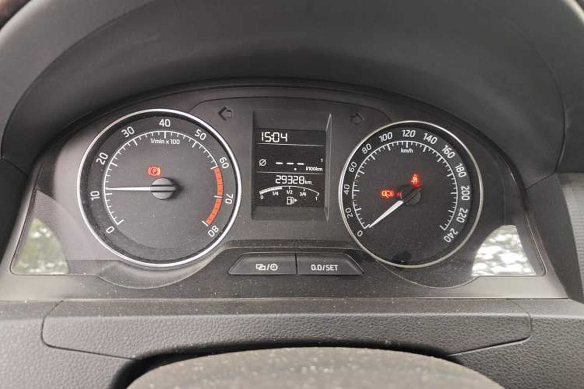 Used Skoda Rapid Spaceback 2016 Revised Version 1.4L Manual Front-Drive Edition Instrument Cluster