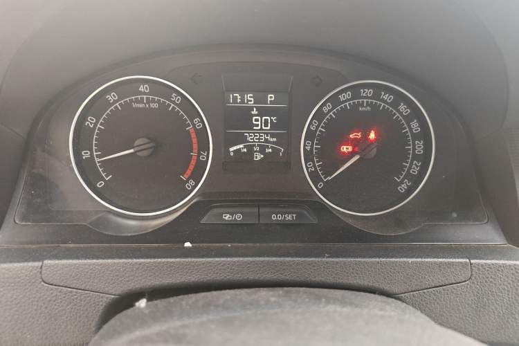 Used Skoda Rapid Spaceback 2016 Revised Version 1.6L Automatic Front-Drive Edition Instrument Cluster