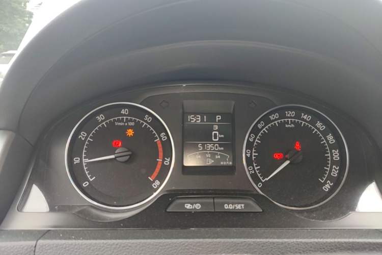 Used Skoda Rapid Spaceback 2016 Revised 1.6L Automatic Chuanxing Version Instrument Cluster