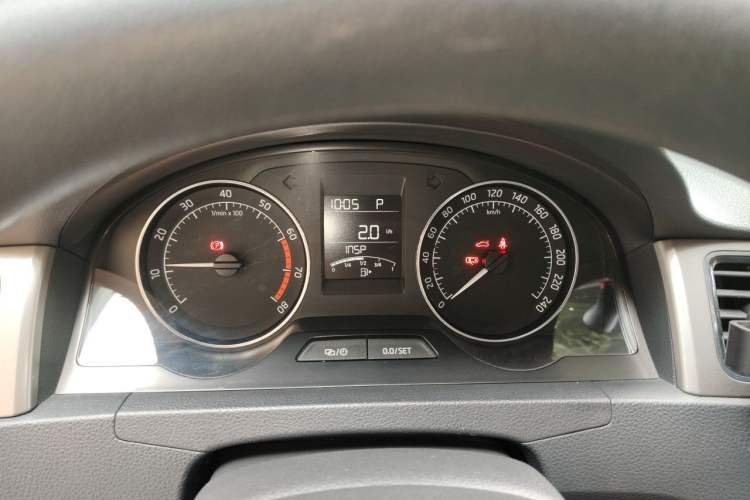 Used Skoda Rapid Spaceback 2016 Revised 1.6L Automatic Chuanxing Version Instrument Cluster