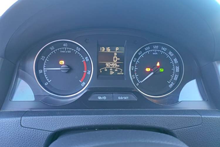 Used Skoda Rapid Spaceback 2016 Revised 1.6L Automatic Chuanxing Version Instrument Cluster