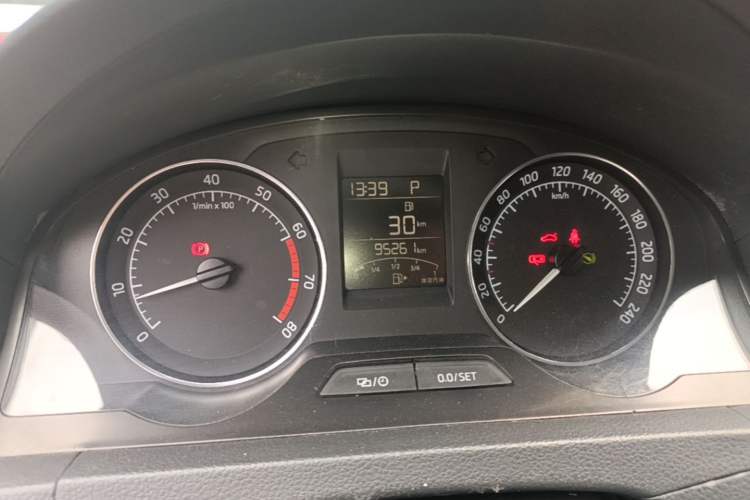 Used Skoda Rapid Spaceback 2016 Revised 1.6L Automatic Chuanxing Version Instrument Cluster