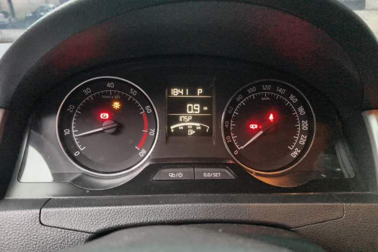 Used Skoda Rapid Spaceback 2016 Revised 1.6L Automatic Chuanxing Version Instrument Cluster