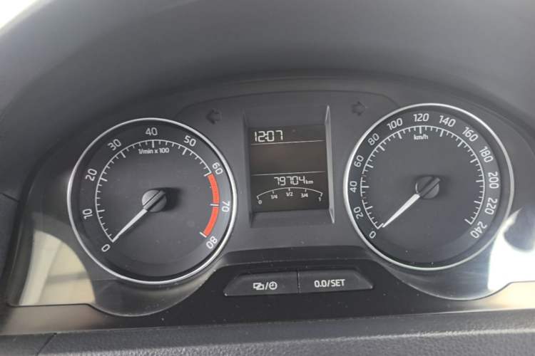 Used Skoda Rapid Spaceback 2016 Revised 1.6L Automatic Chuanxing Version Instrument Cluster