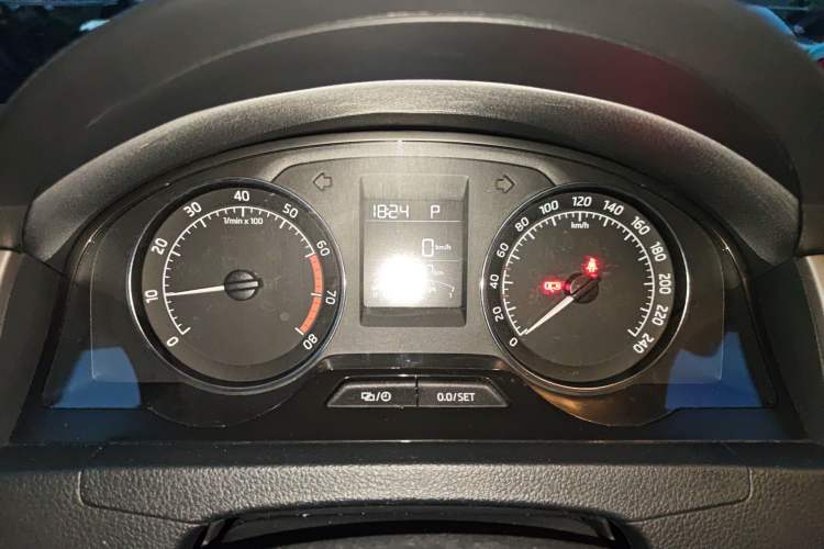 Used Skoda Rapid Spaceback 2016 1.6L Automatic Chuanxing Edition Instrument Cluster
