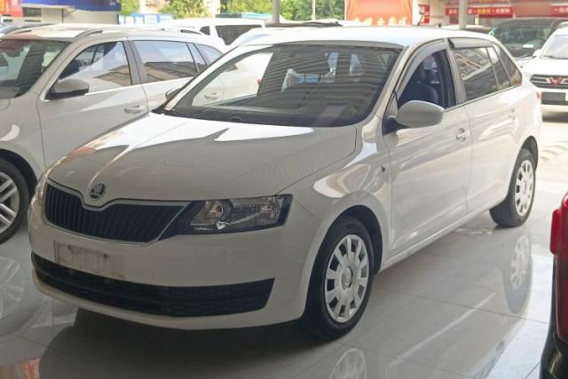 Used Skoda Rapid Spaceback 2016 Revised Version 1.6L Manual Front-Drive Edition