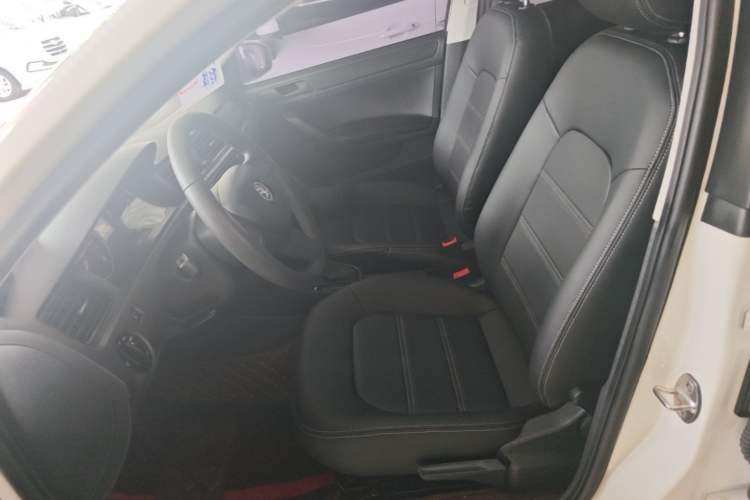 Used Skoda Rapid Spaceback 2016 Revised Version 1.6L Automatic Front-Drive Edition Left Front Seat