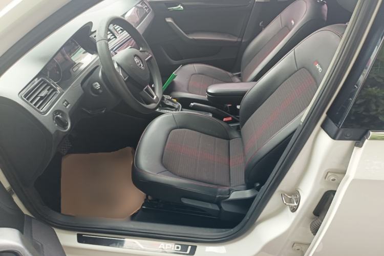 Used Skoda Rapid Spaceback 2016 1.6L Automatic Smart Drive Edition Left Front Seat