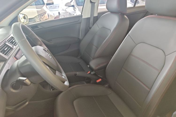 Used Skoda Rapid Spaceback 2016 Revised Version 1.6L Automatic Front-Drive Edition Left Front Seat