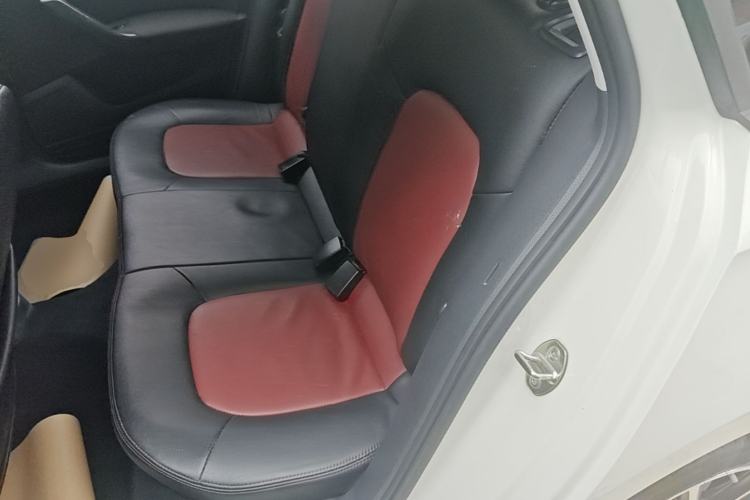 Used Skoda Rapid Spaceback 2016 Revised Version 1.6L Automatic Front-Drive Edition Left Rear Seat