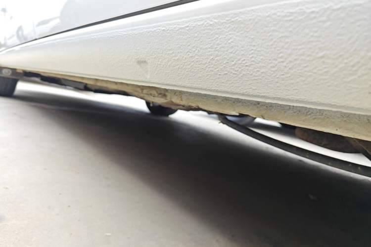 Used Skoda Rapid Spaceback 2016 Revised 1.6L Automatic Chuanxing Version Left Side Sill