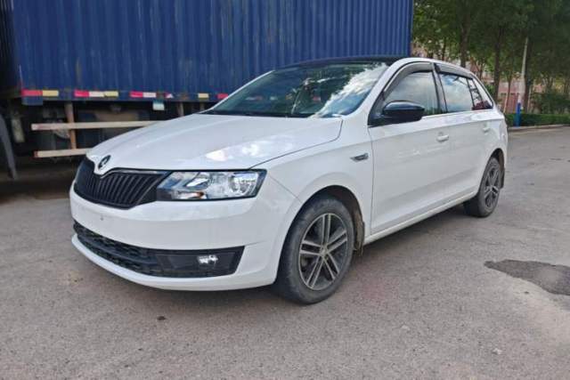 Used Skoda Rapid Spaceback 2016 Revised 1.6L Automatic Smart Drive Version