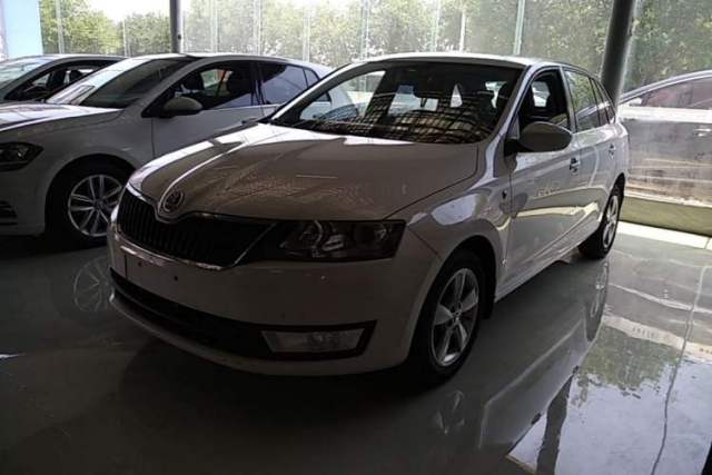 Used Skoda Rapid Spaceback 2016 Revised 1.6L Automatic Chuanxing Version
