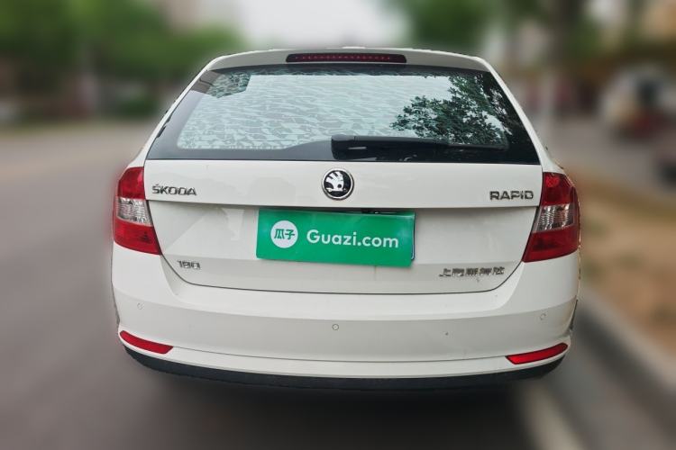 Used Skoda Rapid Spaceback 2016 Revised 1.6L Automatic Chuanxing Version Rear