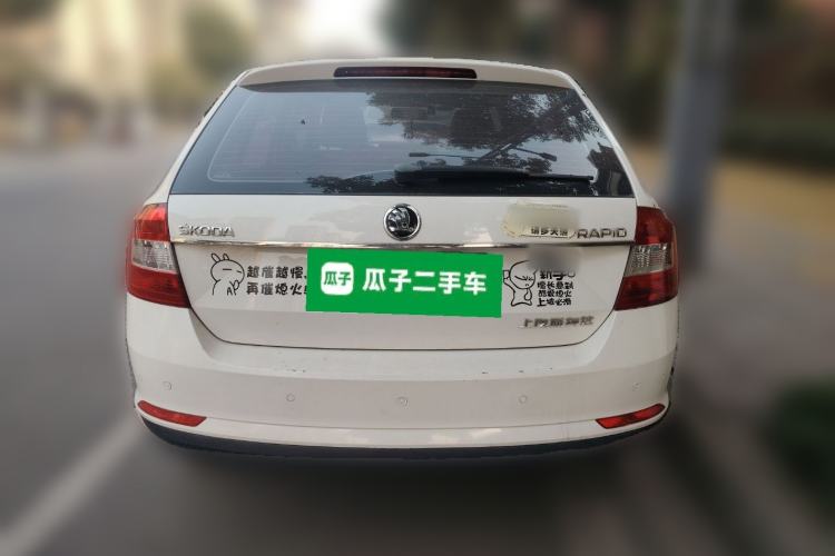 Used Skoda Rapid Spaceback 2016 Revised Version 1.4L Manual Front-Drive Edition Rear