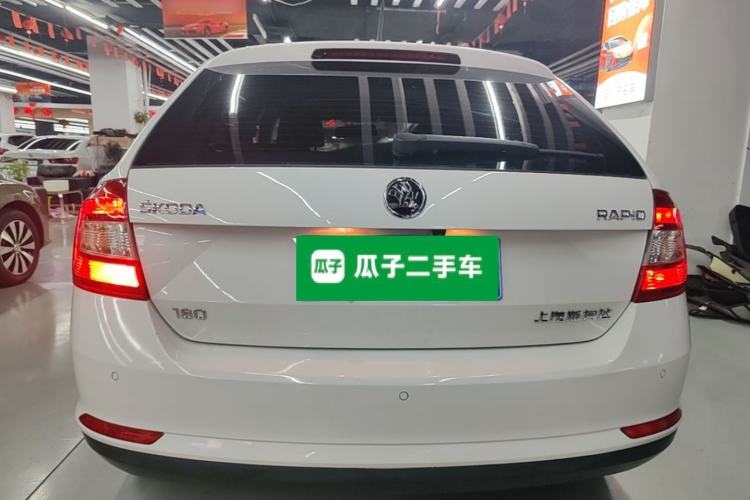 Used Skoda Rapid Spaceback 2016 Revised 1.6L Automatic Chuanxing Version Rear