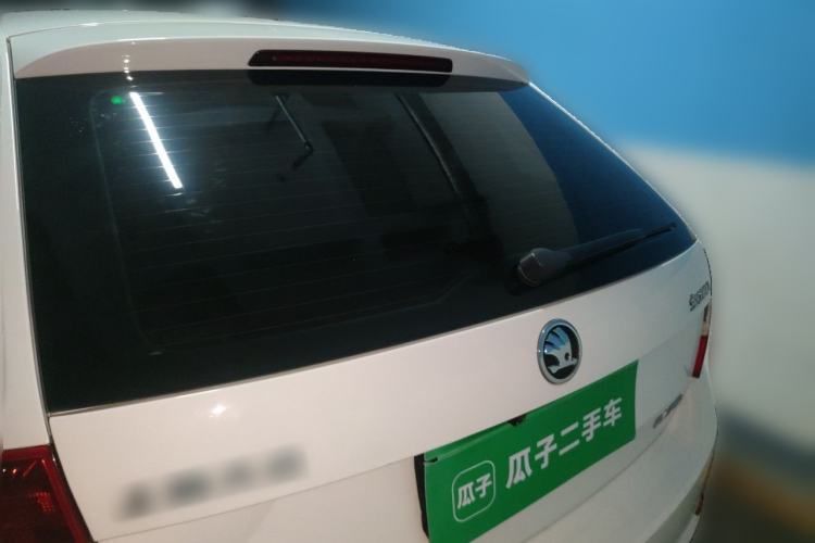 Used Skoda Rapid Spaceback 2016 Revised 1.6L Automatic Chuanxing Version Rear