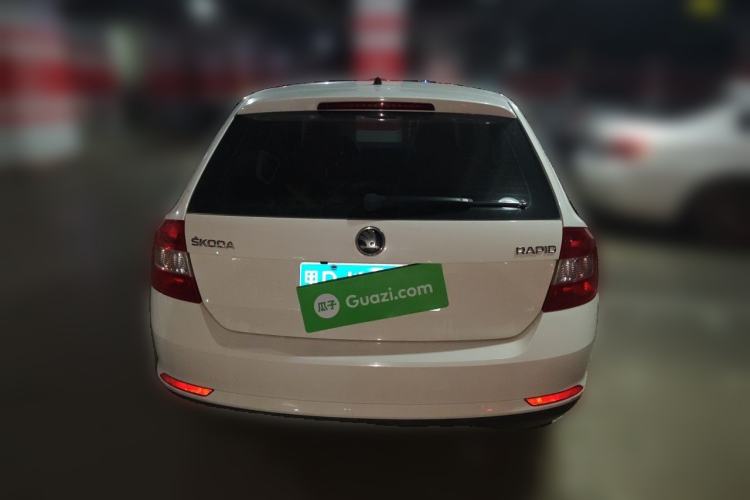 Used Skoda Rapid Spaceback 2016 Revised Version 1.6L Automatic Front-Drive Edition Rear