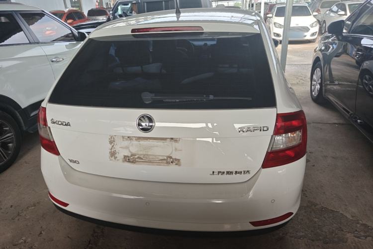 Used Skoda Rapid Spaceback 2016 Revised 1.6L Automatic Chuanxing Version Rear