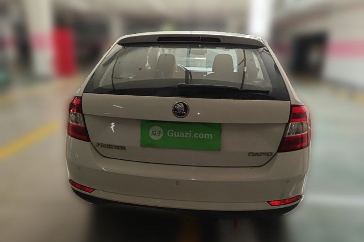Used Skoda Rapid Spaceback 2016 Revised 1.6L Manual Chuanxing Edition Rear