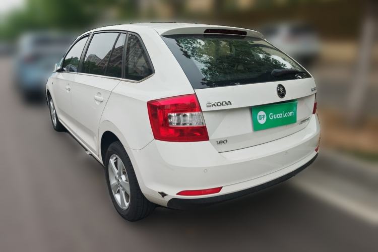 Used Skoda Rapid Spaceback 2016 Revised 1.6L Automatic Chuanxing Version Rear Left 45 Deg