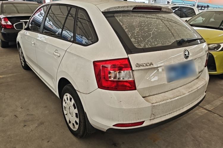 Used Skoda Rapid Spaceback 2016 Revised Version 1.4L Manual Front-Drive Edition Rear Left 45 Deg