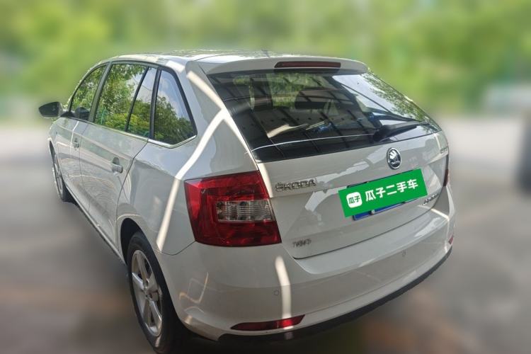 Used Skoda Rapid Spaceback 2016 Revised 1.6L Automatic Chuanxing Version Rear Left 45 Deg