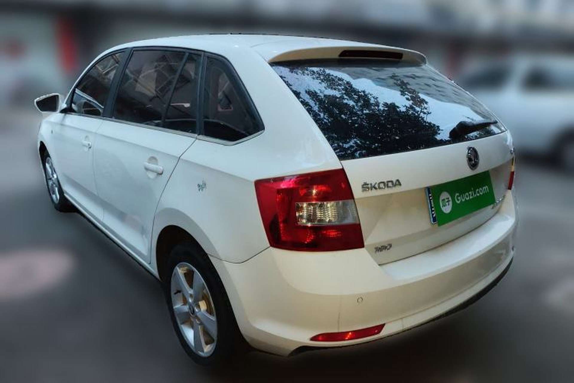 Used Skoda Rapid Spaceback 2016 Revised 1.6L Manual Chuanxing Edition Rear Left 45 Deg