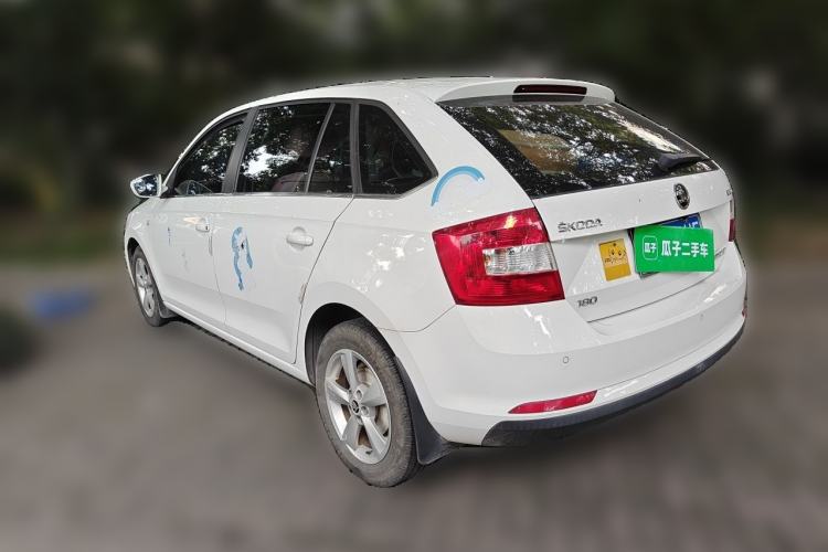 Used Skoda Rapid Spaceback 2016 Revised 1.6L Automatic Chuanxing Version Rear Left 45 Deg
