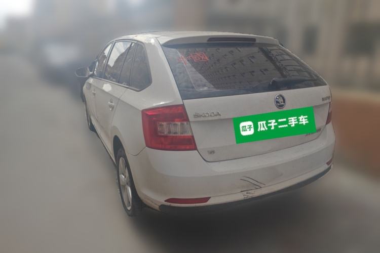 Used Skoda Rapid Spaceback 2016 Revised Version 1.6L Manual Front-Drive Edition Rear Left 45 Deg