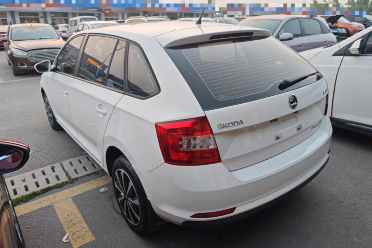 Used Skoda Rapid Spaceback 2016 Revised Version 1.4L Manual Front-Drive Edition Rear Left 45 Deg