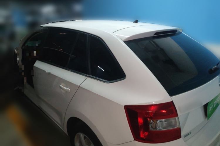Used Skoda Rapid Spaceback 2016 Revised 1.6L Automatic Chuanxing Version Rear Left 45 Deg