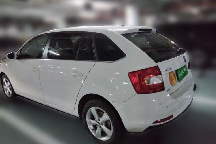 Used Skoda Rapid Spaceback 2016 Revised 1.6L Automatic Chuanxing Version Rear Left 45 Deg